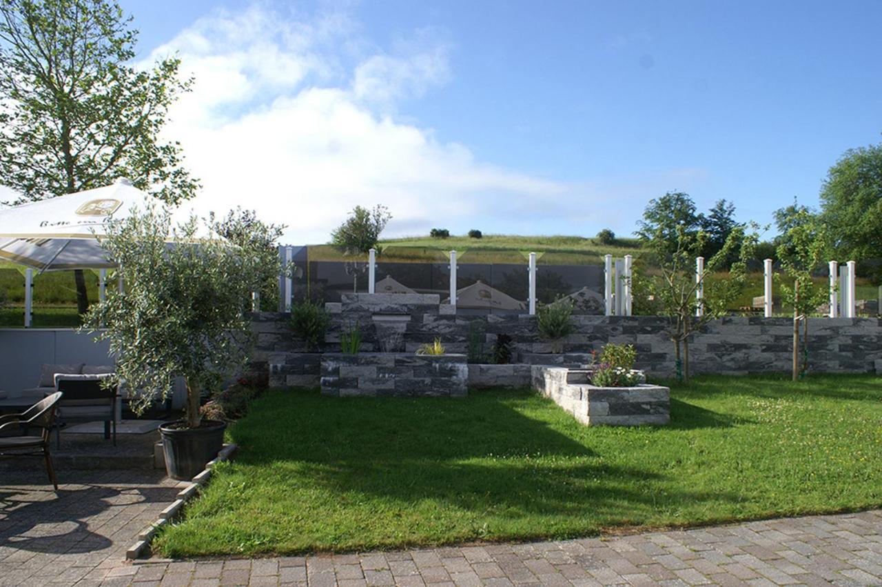 Haus Schieferstein Hotel Dahlem  Exterior photo